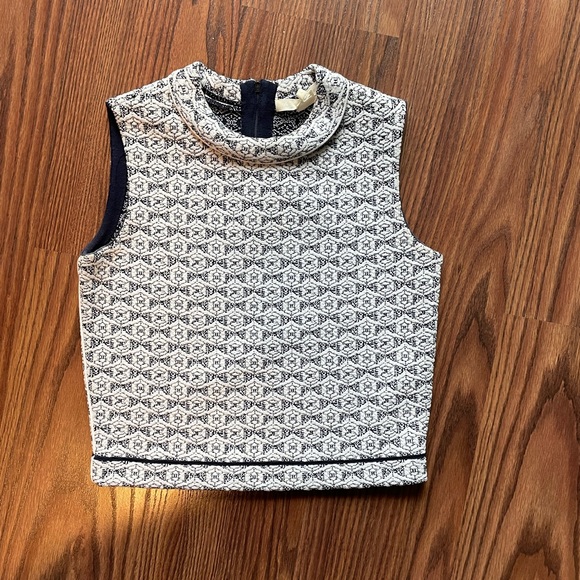 Two-piece white and blue skirt and top - Picture 7 of 7